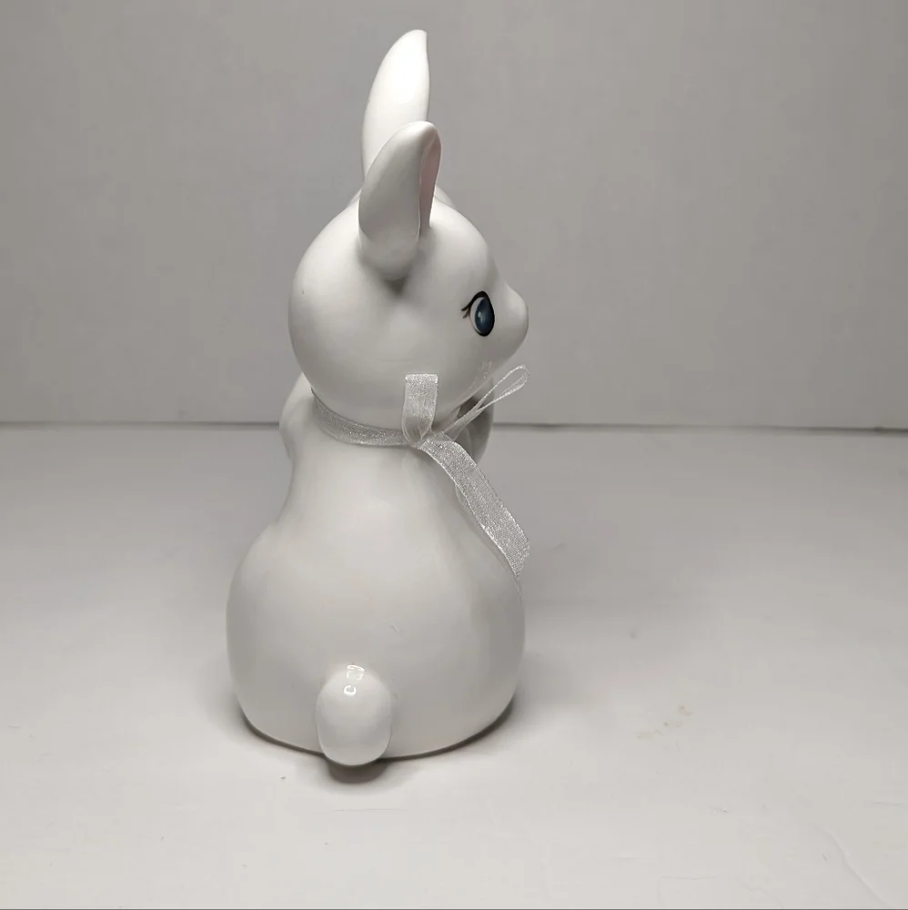 Target Spritz Easter Bunny Egg Spring White Ceramic Rabbit Retro Style Cute